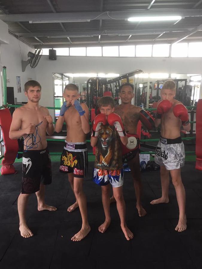 Muay Thai Hostel Club 107 Jomtien Beach Eksteriør billede